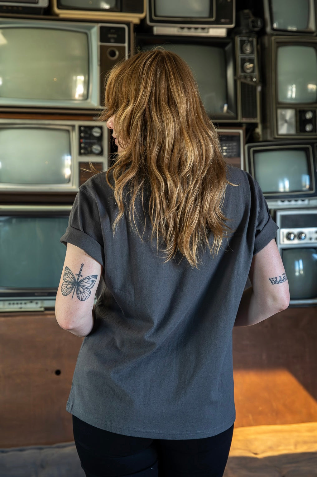 The Essential Tee Faded Black - Women