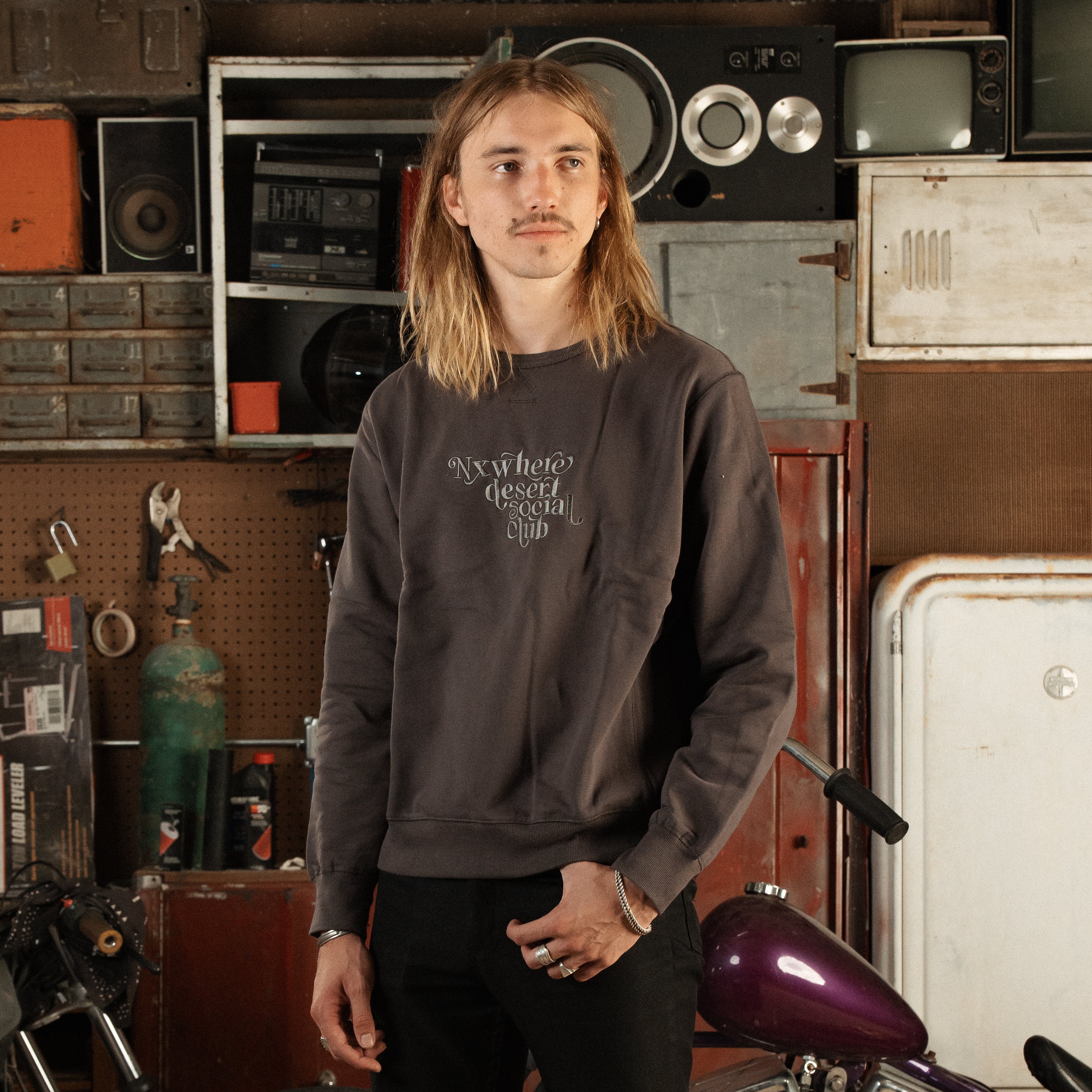 Retro Embroidered Sweatshirt - Men